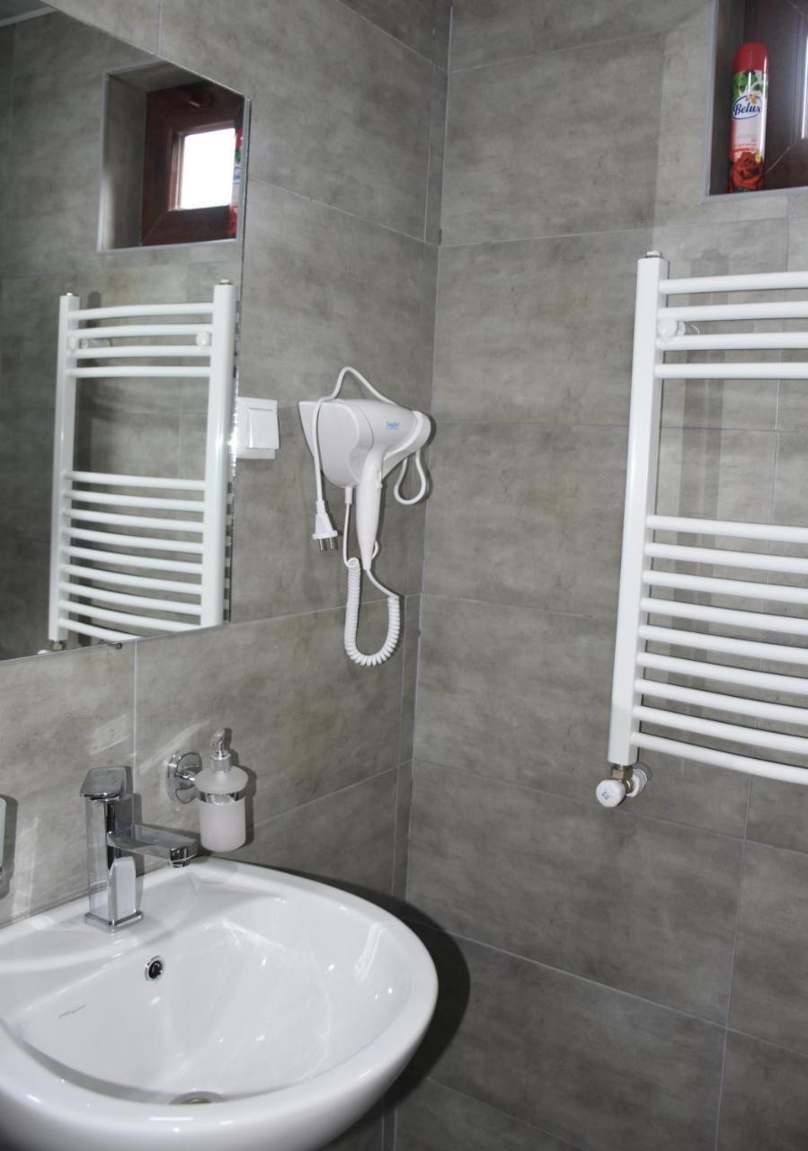 Nikala'S House Hotel Borjomi Ngoại thất bức ảnh