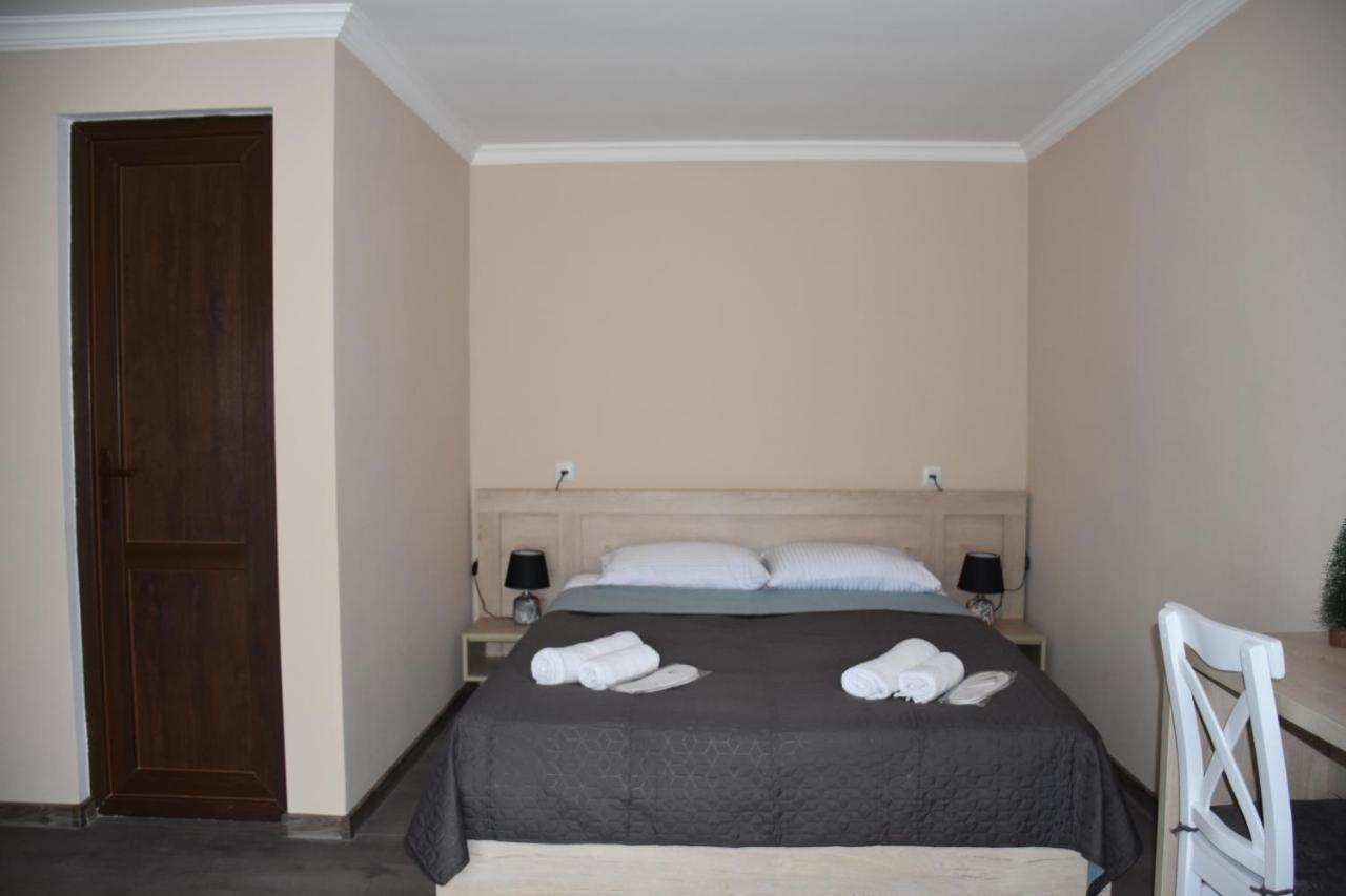 Nikala'S House Hotel Borjomi Ngoại thất bức ảnh
