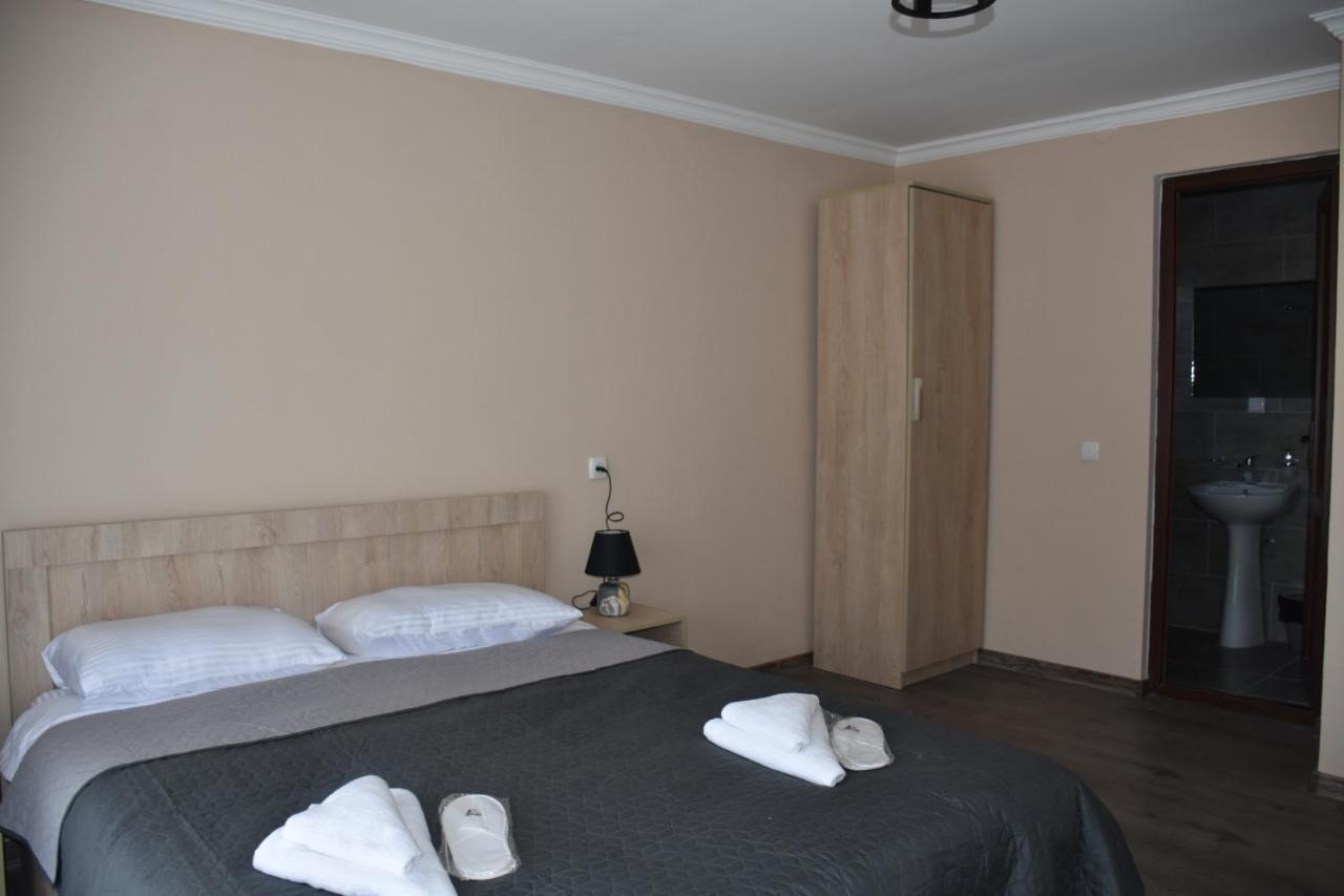 Nikala'S House Hotel Borjomi Ngoại thất bức ảnh