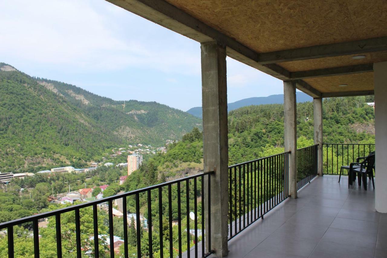 Nikala'S House Hotel Borjomi Ngoại thất bức ảnh